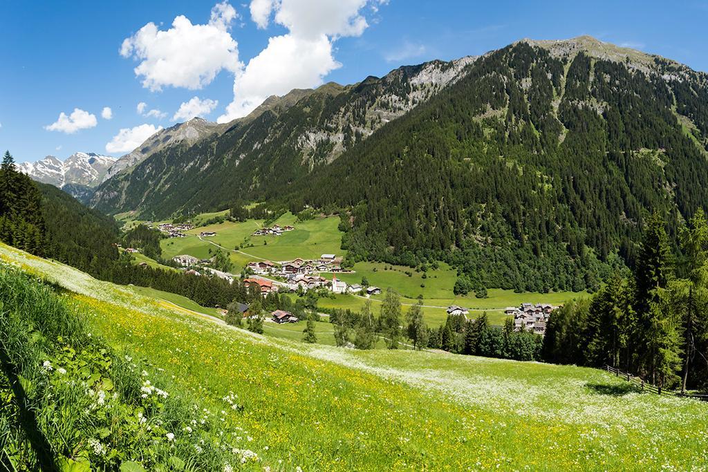 Garni Bergland Bed & Breakfast Racines Exterior photo