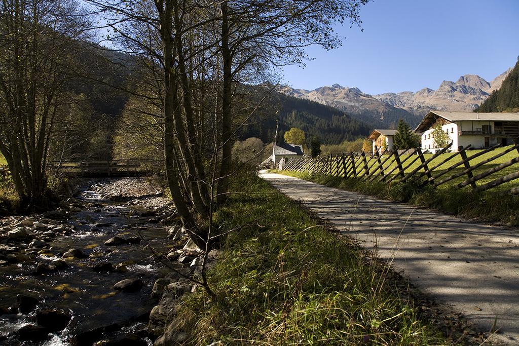 Garni Bergland Bed & Breakfast Racines Exterior photo